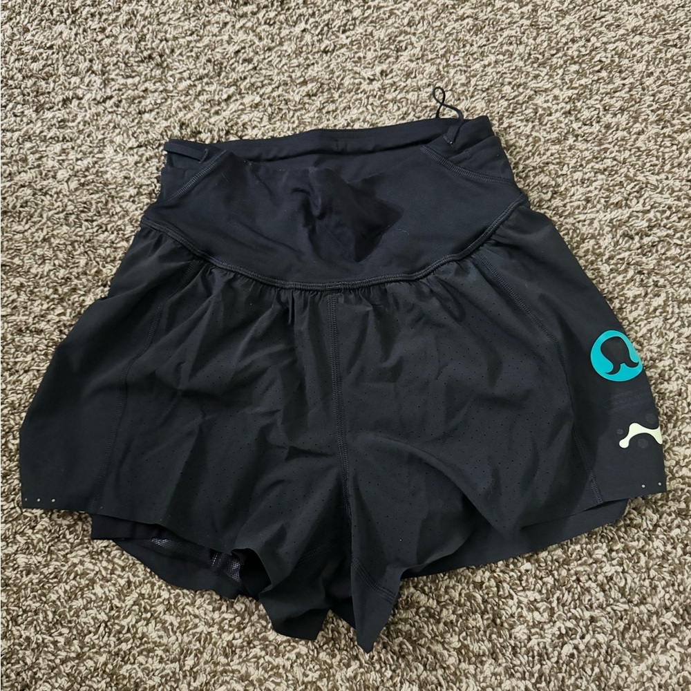 Lululemon Nulux Road to Trail High-Rise Short 4" Size 4